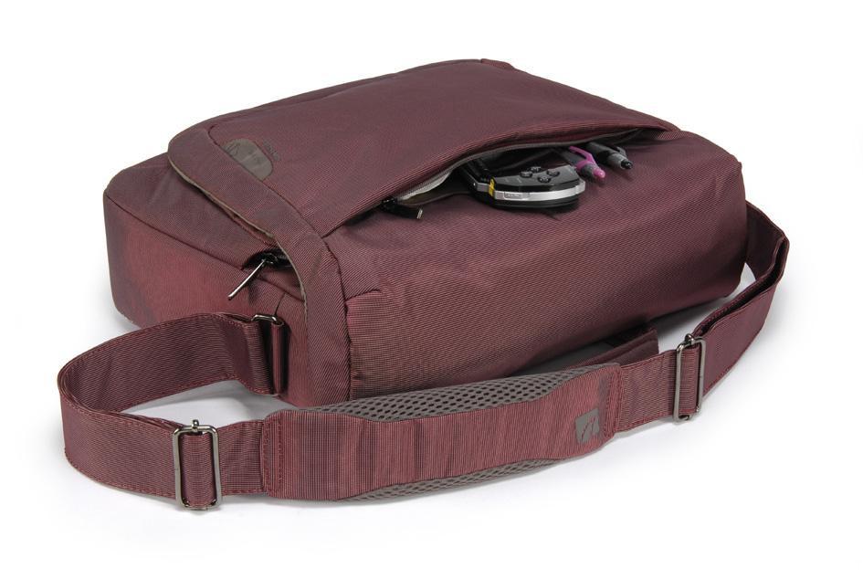 TUCANO  BEWOMS15-BX Laptoptasche 38,1 cm (15") Messengerhülle Rot 