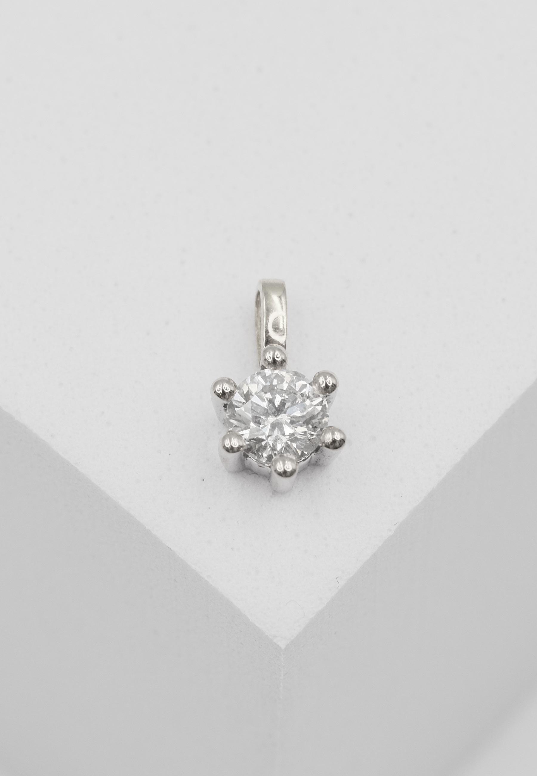 MUAU Schmuck  Solitär Anhänger 6-Griff-Fassung Weissgold 750 Diamant 0.33ct. 9x7mm 