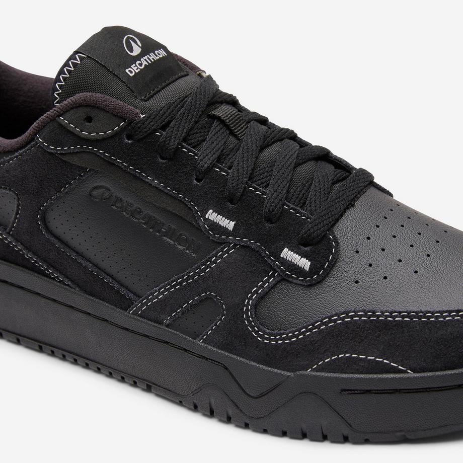 DECATHLON Leder Turnschuhe  