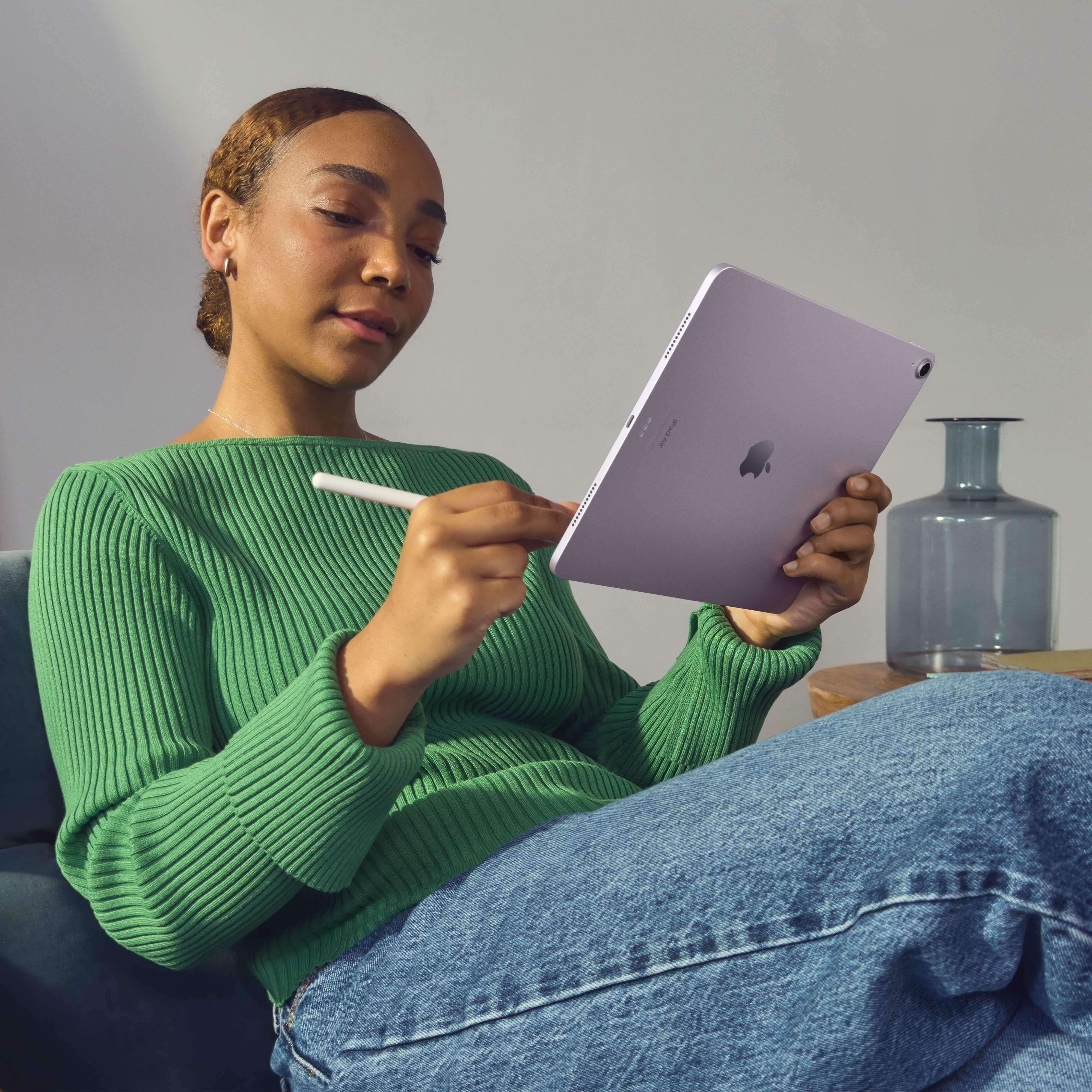 Apple  IPad Air 5G  M TD-LTE & FDD-LTE 128 Go 33 cm (13") 8 Go Wi-Fi 6E (802.11ax) iPadOS 17 Gris 