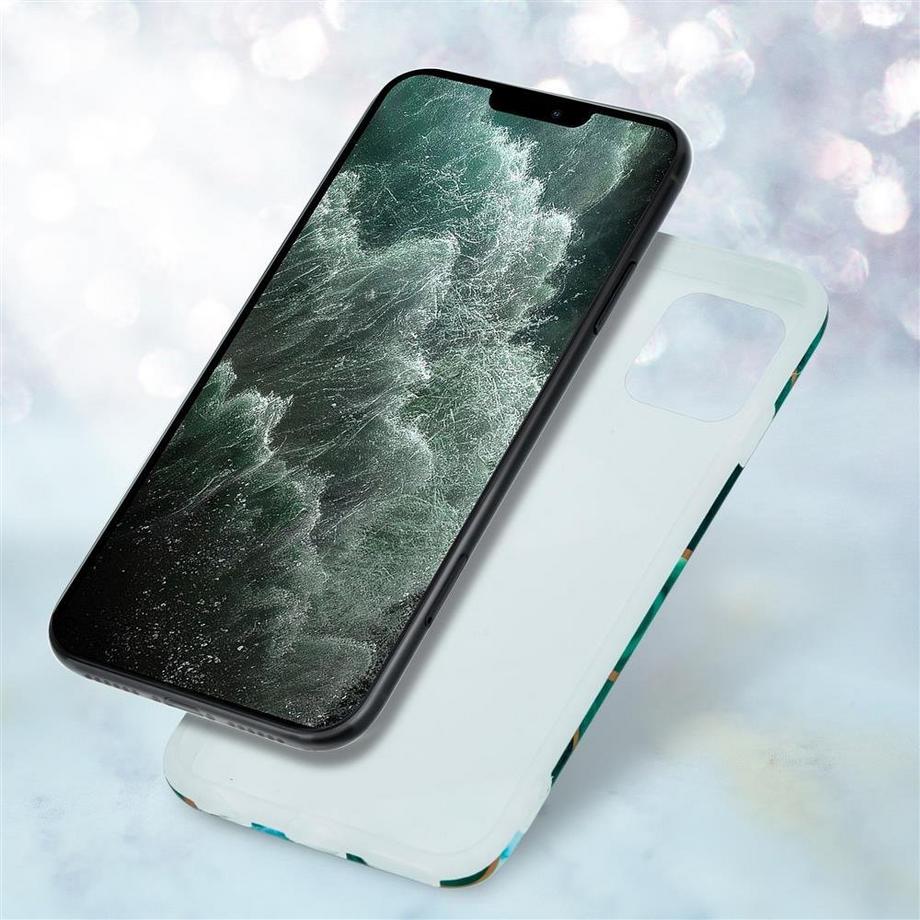 Cadorabo  Hülle für Apple iPhone 12 PRO MAX aus TPU Silikon mit Muster Mosaik 