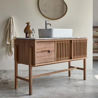 Tikamoon Badezimmerschrank aus Nussbaum massiv und Premium-Terrazzo 125 cm Isaure  