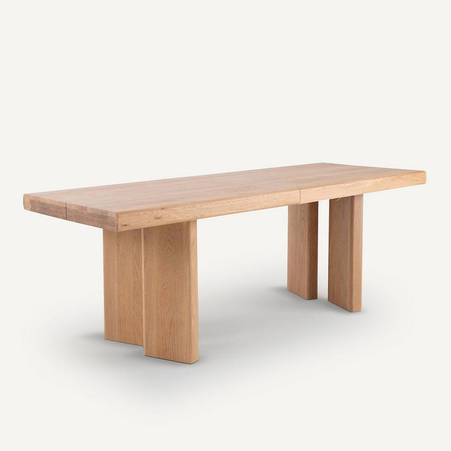 AM.PM Ausziehbarer Tisch Olaga aus massivem Eichenholz  