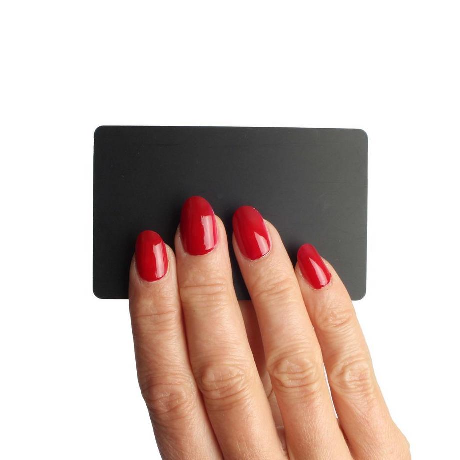 LAUED   bio-based Nagellack Fire 4 