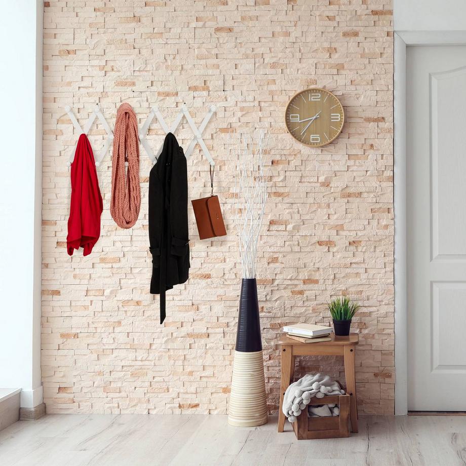 Northix Appendiabiti da parete retrattile in legno  