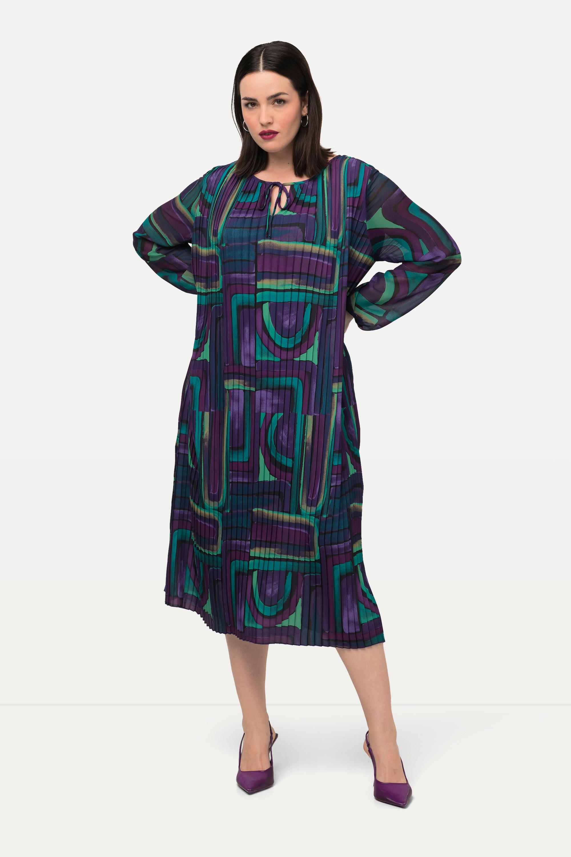 Ulla Popken  Robe plissée longueur midi, col tunisien et manches longues, silhouette en A 