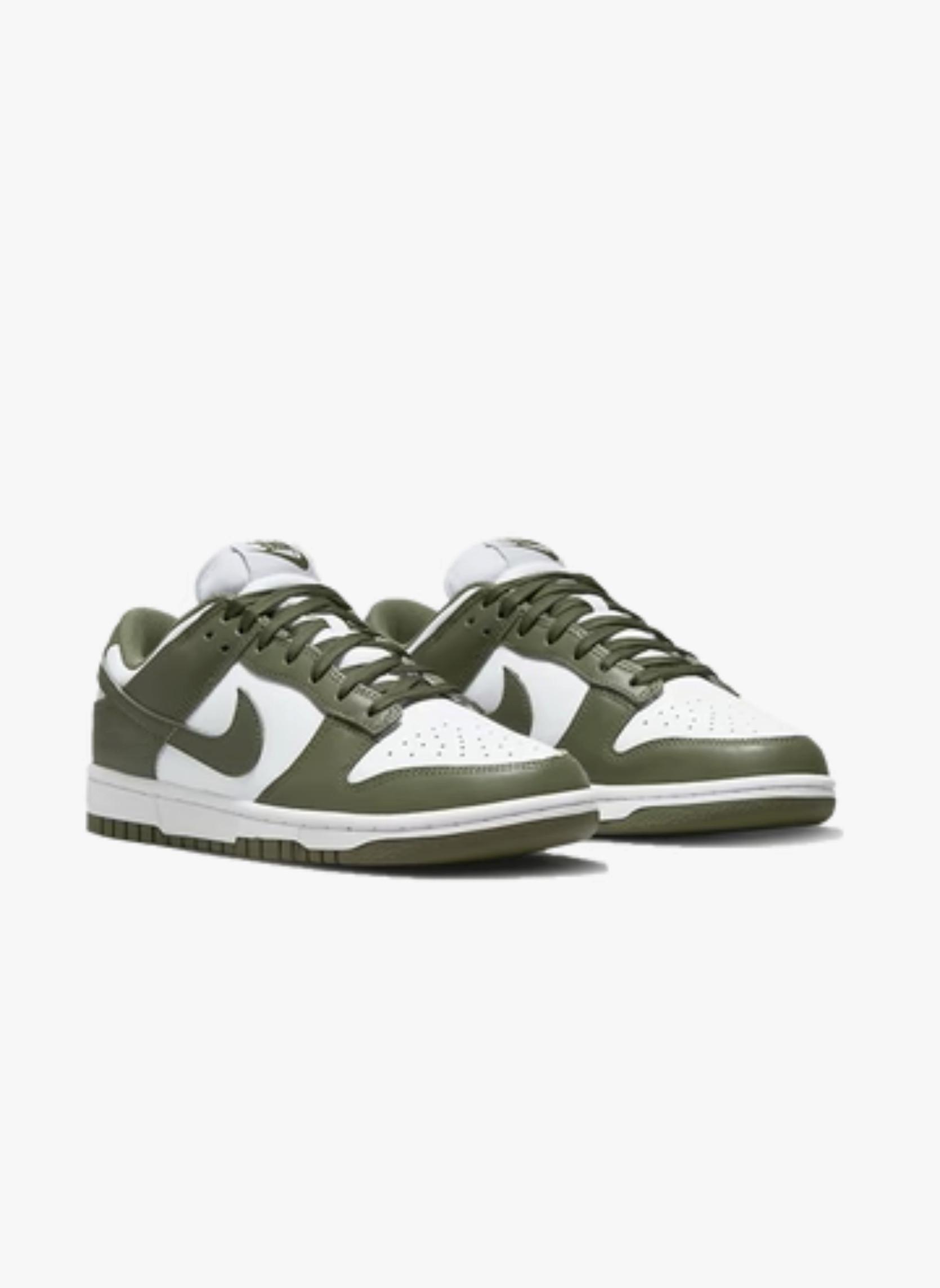 NIKE  Dunk Low Medium Olive 