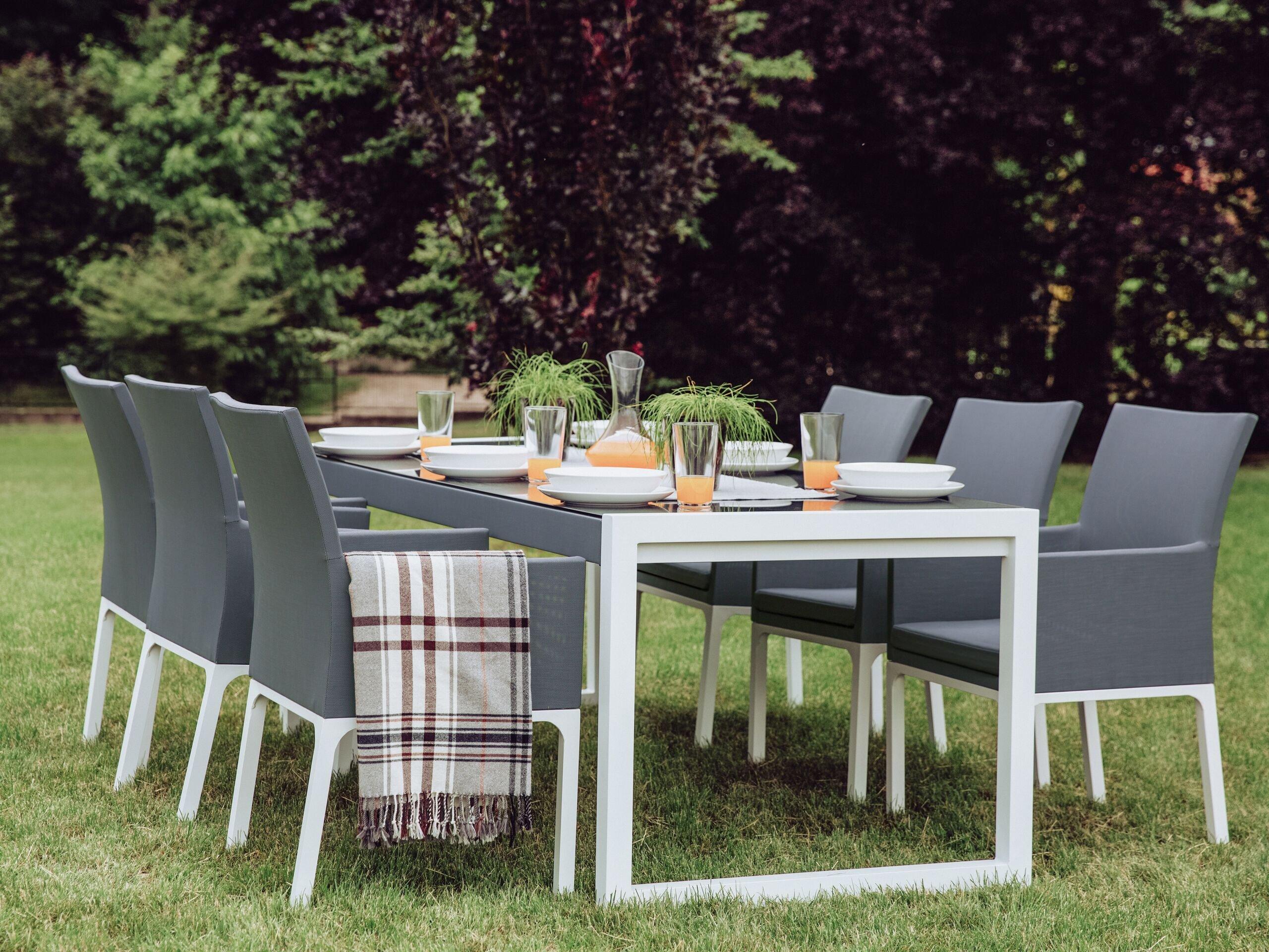 Beliani Table de jardin en Aluminium Moderne BACOLI  