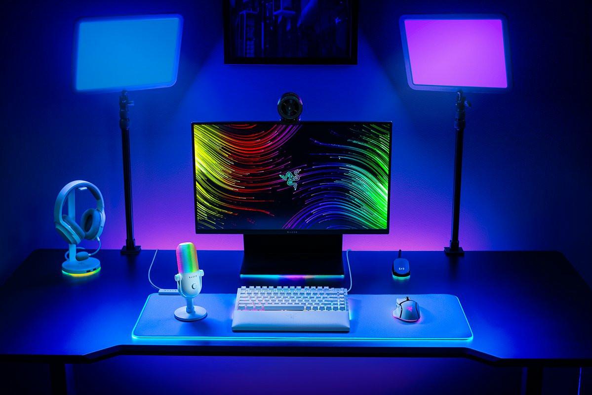 RAZER  Seiren V3 Chroma 