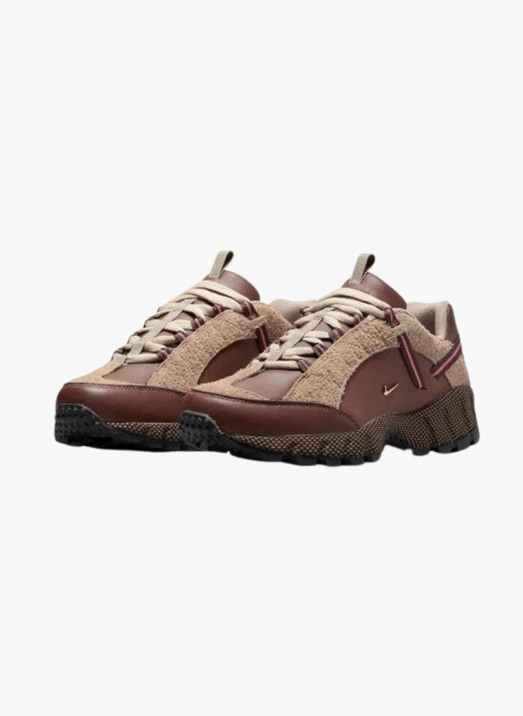 NIKE  Air Humara LX Jacquemus 