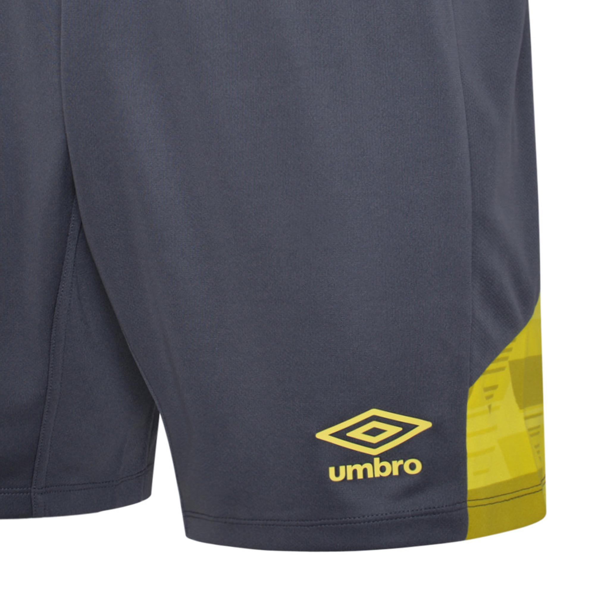 Umbro  Vier Shorts 