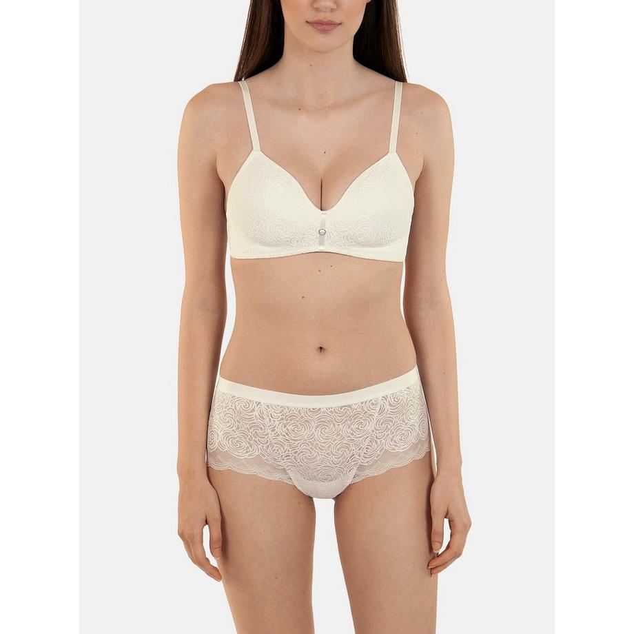 Lisca Felicity Shorty  