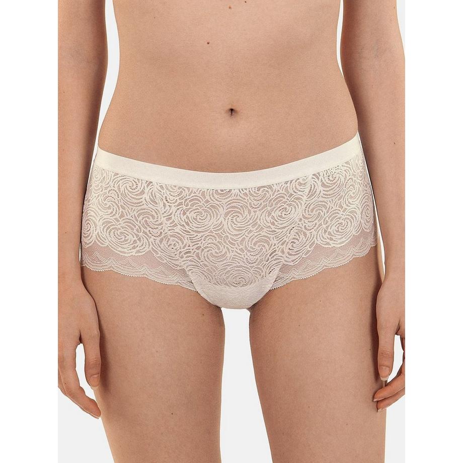 Lisca Felicity Shorty  