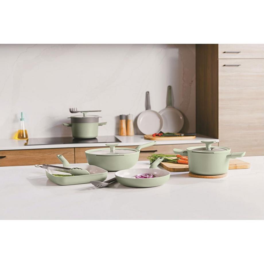 Berghoff Casserole  Leo Balance  