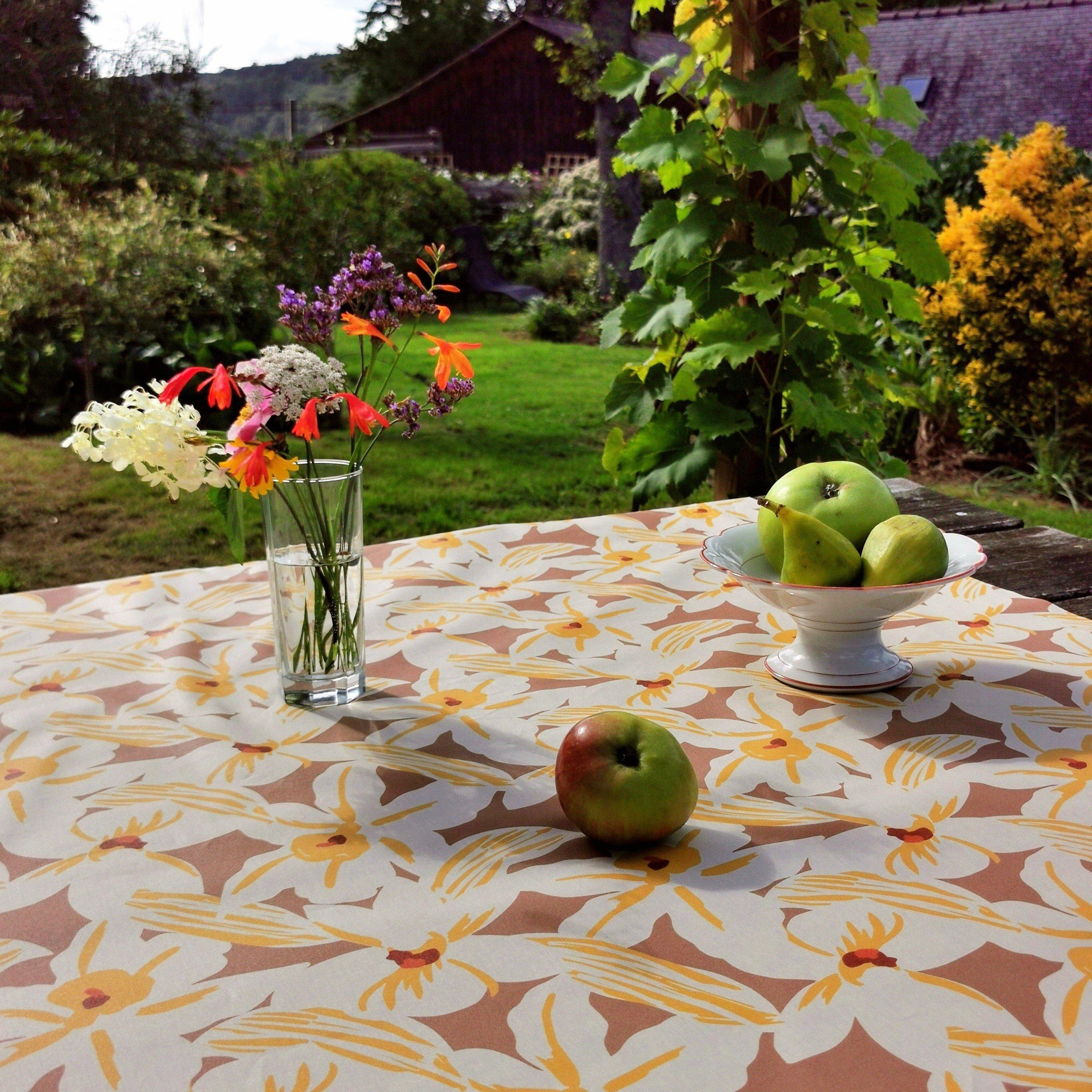 Fleur de Soleil Tischdecke abwaschbar rund oder ovale Iris  