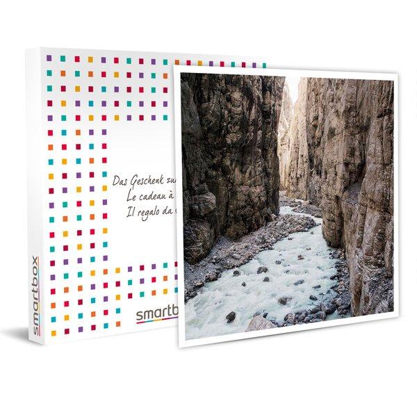 Image of 1 Eintritt In Den Glacier Canyon Und Das Kristallmuseum - Geschenkbox Unisex