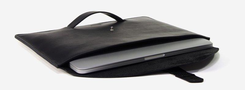 Le Feuillet Pochette à main Sangle  