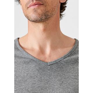 Damart  Lot de 2 tee-shirts col V Essential pur coton peigné. 