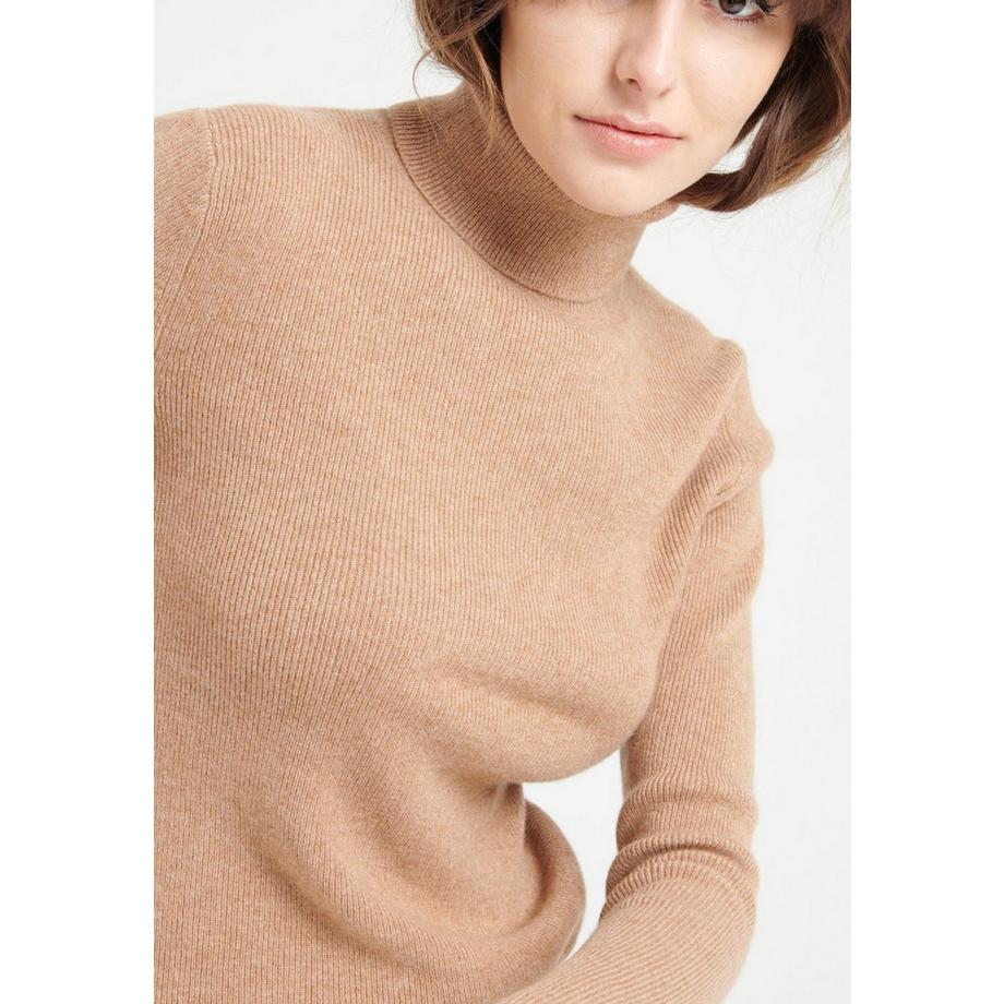 Studio Cashmere8 LILLY 15 Maglia Dolcevita a Costine Cashmere  