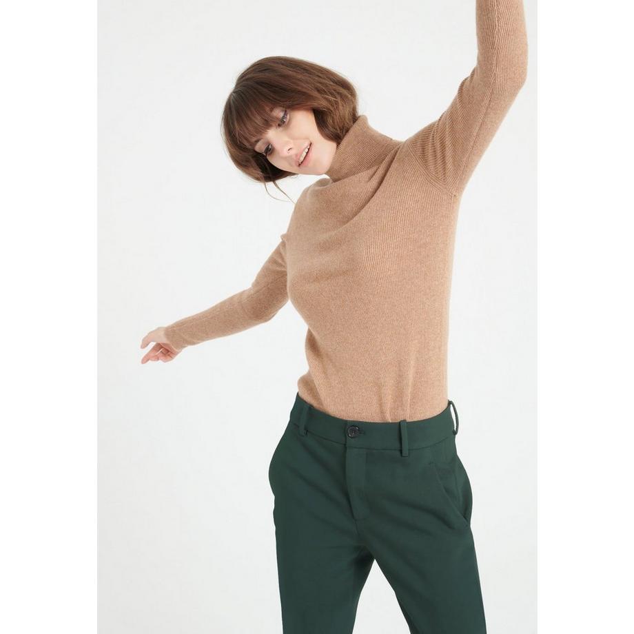 Studio Cashmere8 LILLY 15 Maglia Dolcevita a Costine Cashmere  