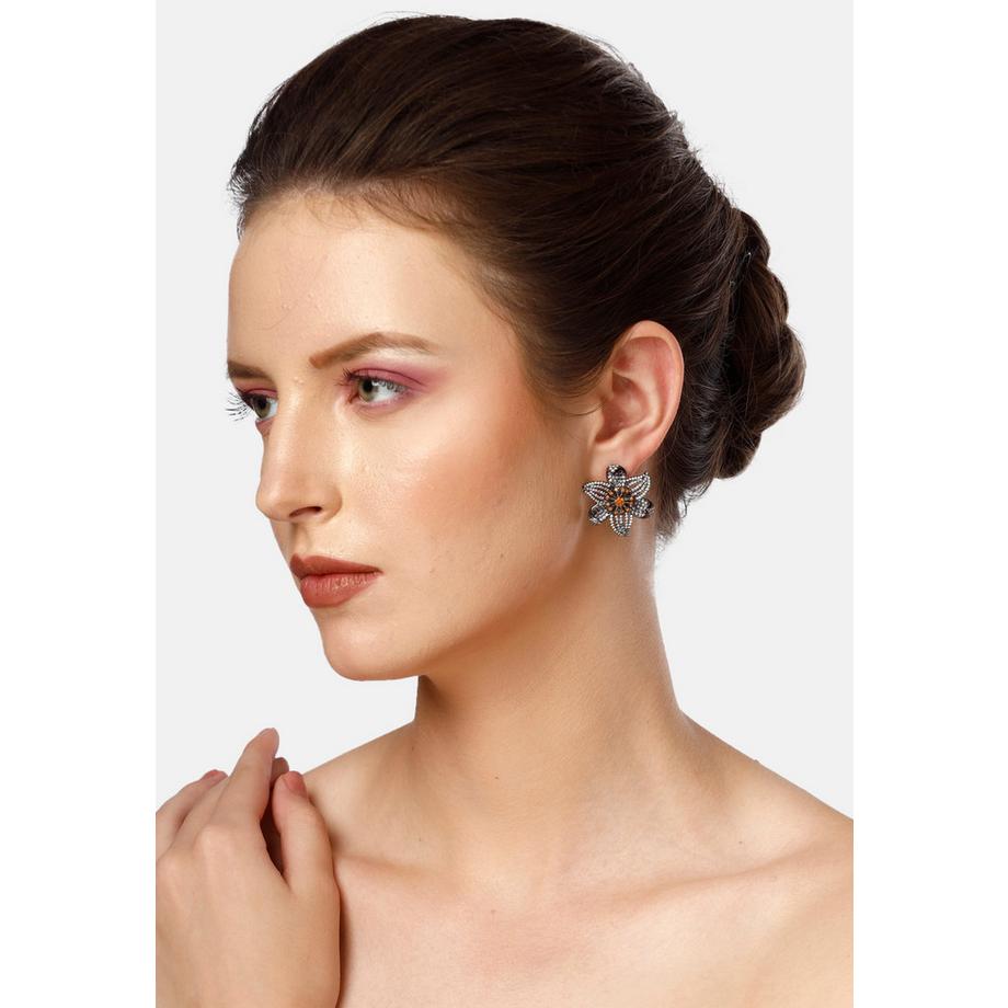 AVANT-GARDE PARIS  Diva Florale Steckerohrringe 