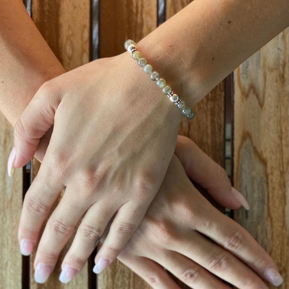 Balibay  Lea  Stretch Armband mit Labradorit und Silber 