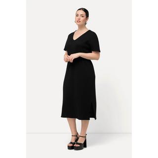 Ulla Popken  Abito midi in jersey operato con scollo a V e mezze maniche 