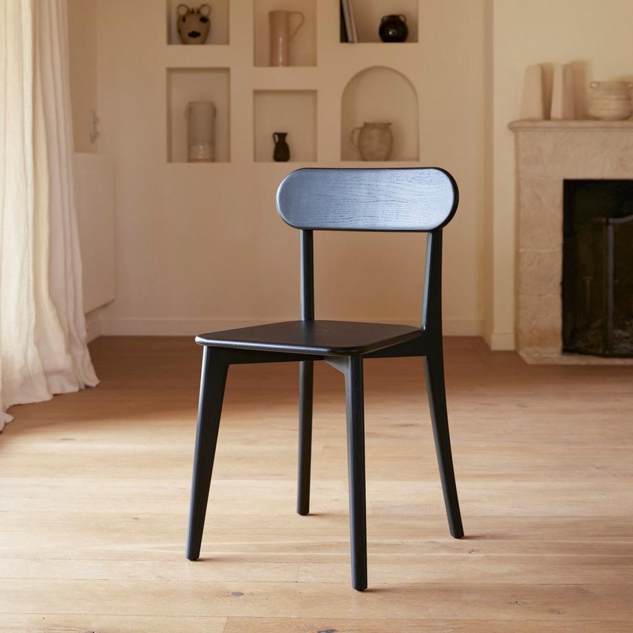 Tikamoon Set aus 2 Stühlen aus massiver Eiche Black Abel  