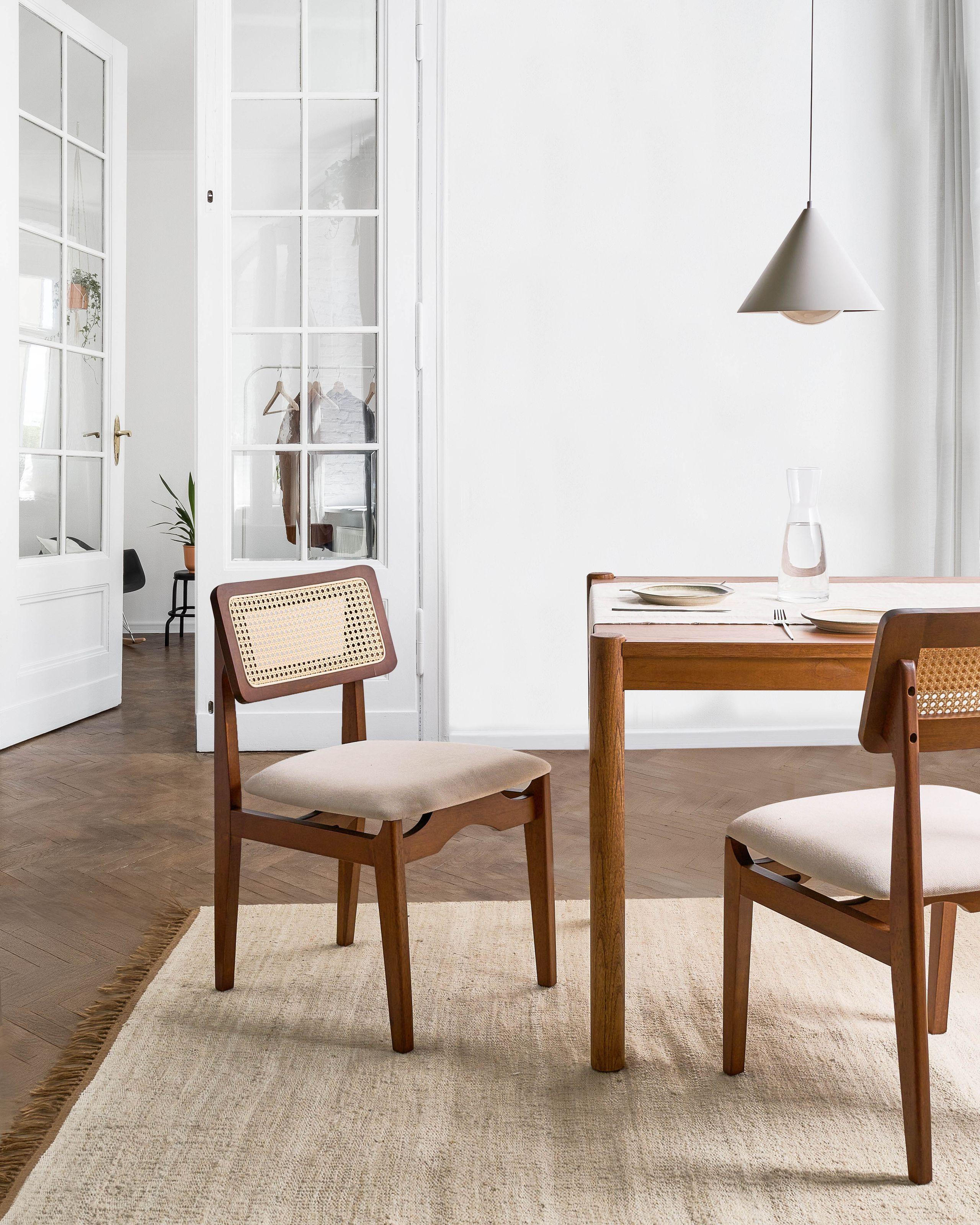 Beliani Lot de 2 chaises de salle à manger en Bois d'hévéa Rétro RUBONIA  