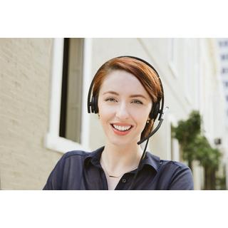 Logitech  Logitech H650e Kopfhörer Kabelgebunden Kopfband BüroCallcenter USB Typ-A Schwarz, Silber 