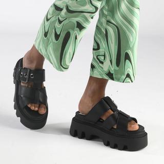 Buffalo  Sandali con plateau da donna Buffalo Flora 