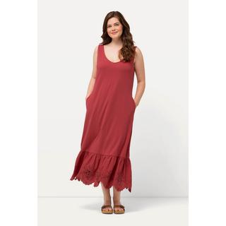 Ulla Popken  Robe maxi avec ligne A, décolleté rond, sans manches. Coton bio 