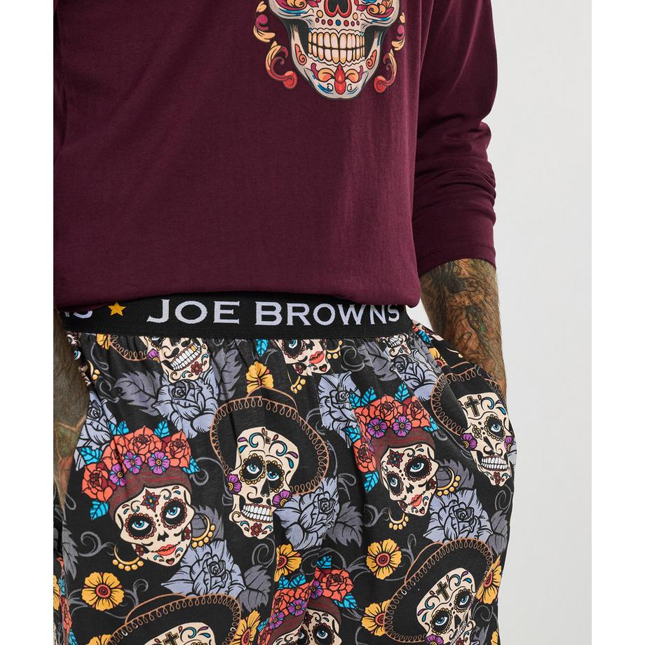 Joe Browns Pyjama-Set mit Totenkopf-Print  