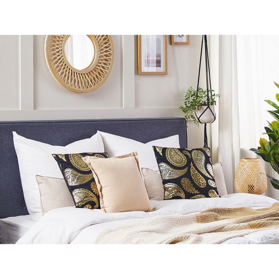 Beliani Lot de 2 coussins décoratifs en Velours  URSINIA  