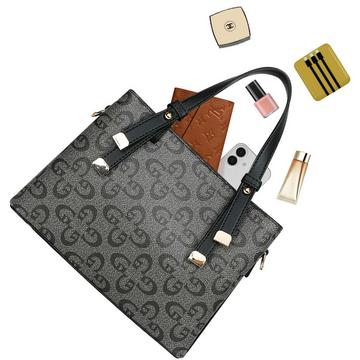 Handtasche mit bedrucktem Schulterriemen