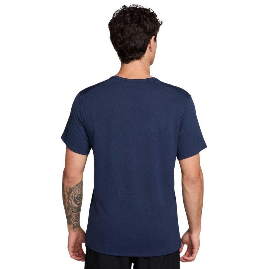 NIKE T-Shirt Miler avec détails réfléchissants  