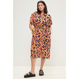 Studio Untold  Robe-chemisier oversized longueur midi, motif léopard coloré et ceinture à nouer 