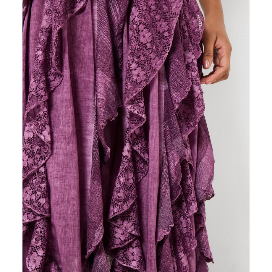 Joe Browns Midirock mit Rüschen und fliessendem Fall  