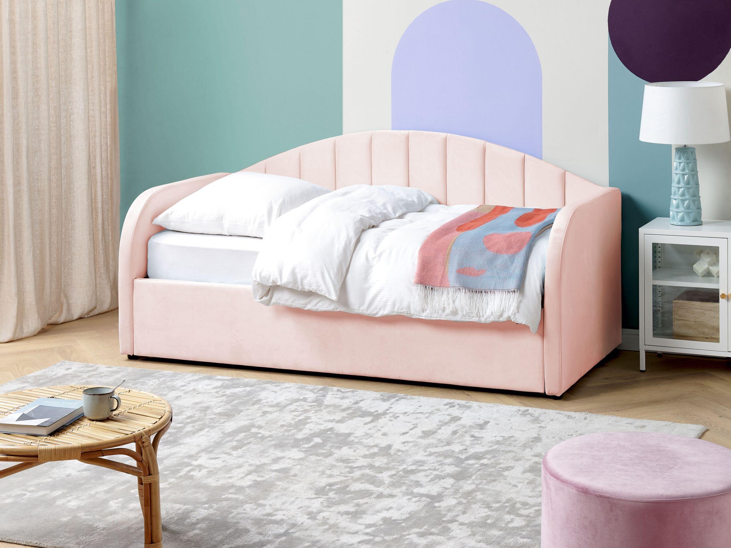 Beliani Bett mit Lattenrost aus Samtstoff Modern EYBURIE  