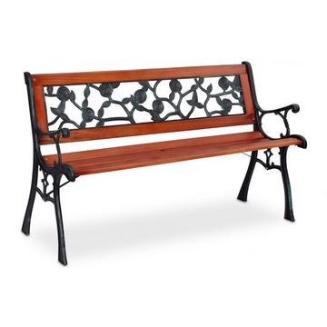 Banc de jardin avec roses marron foncé