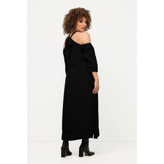 Ulla Popken  Robe midi à manches longues. Silhouette en A. Fermeture sur la nuque et fente sur le côté. 