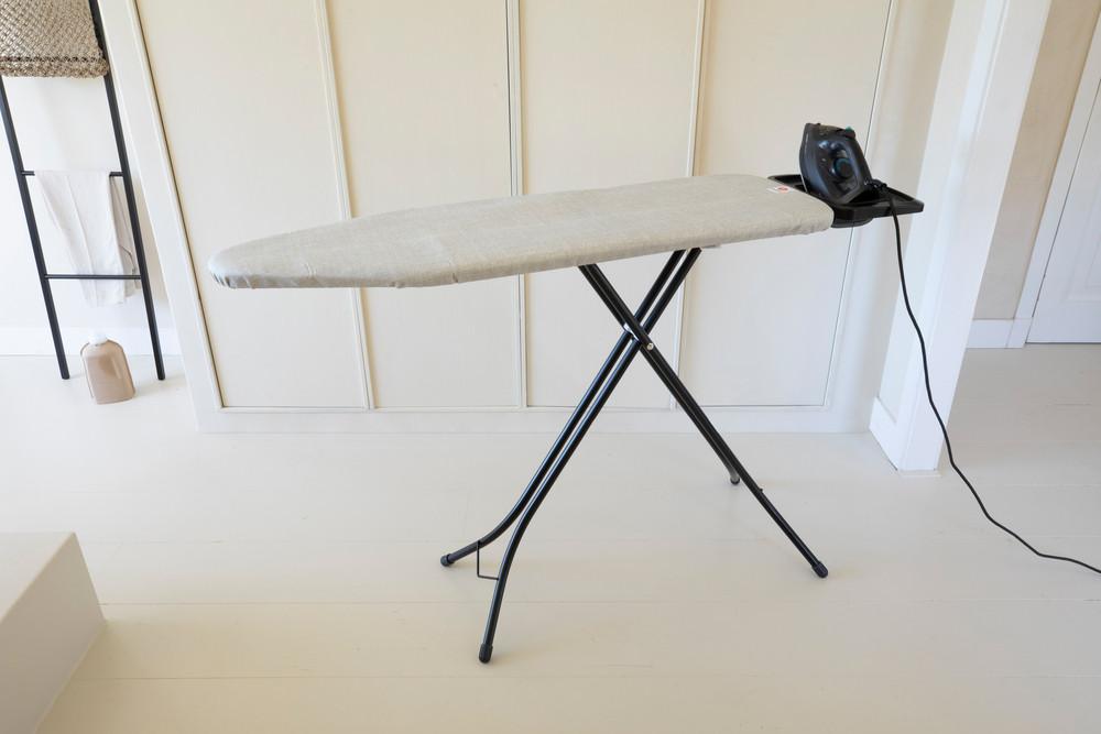 brabantia Ironing Board Solid Steam Iron Rest  