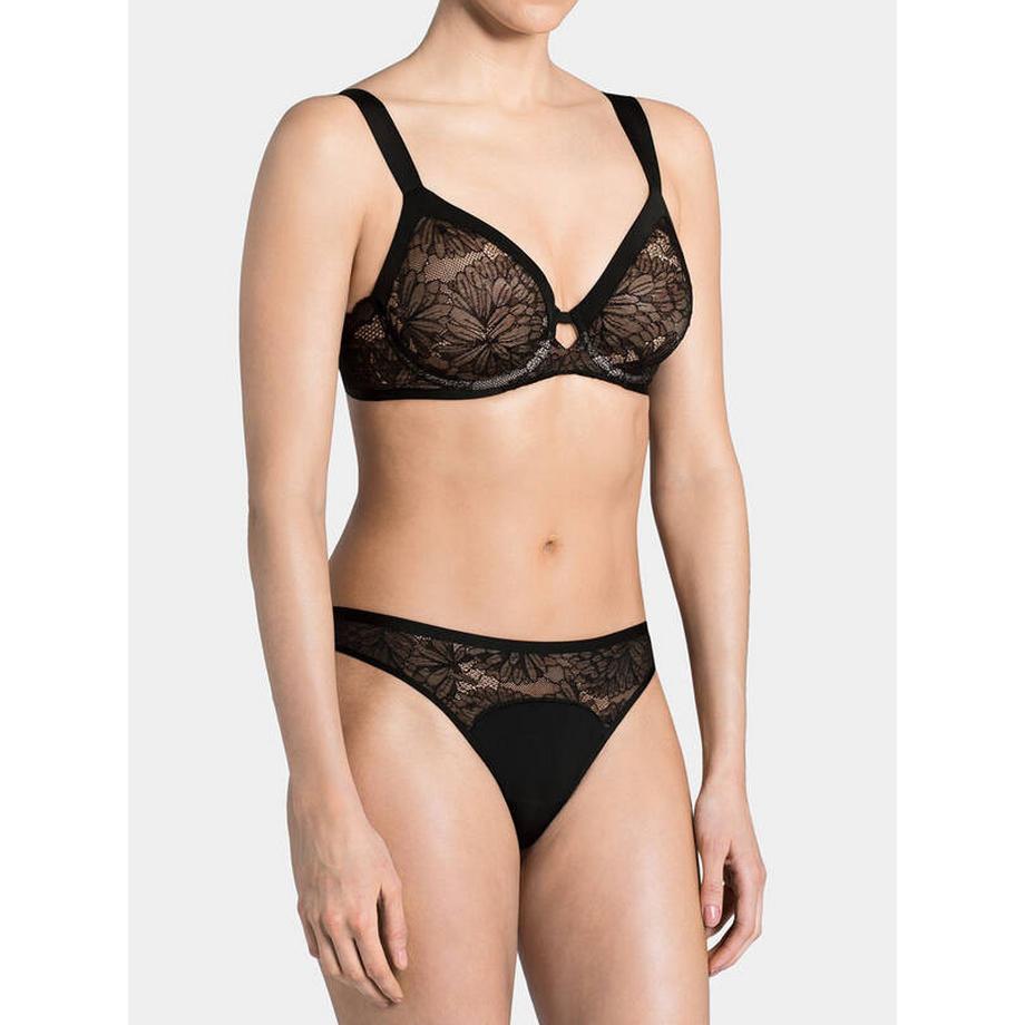 Triumph Pure Essence String  