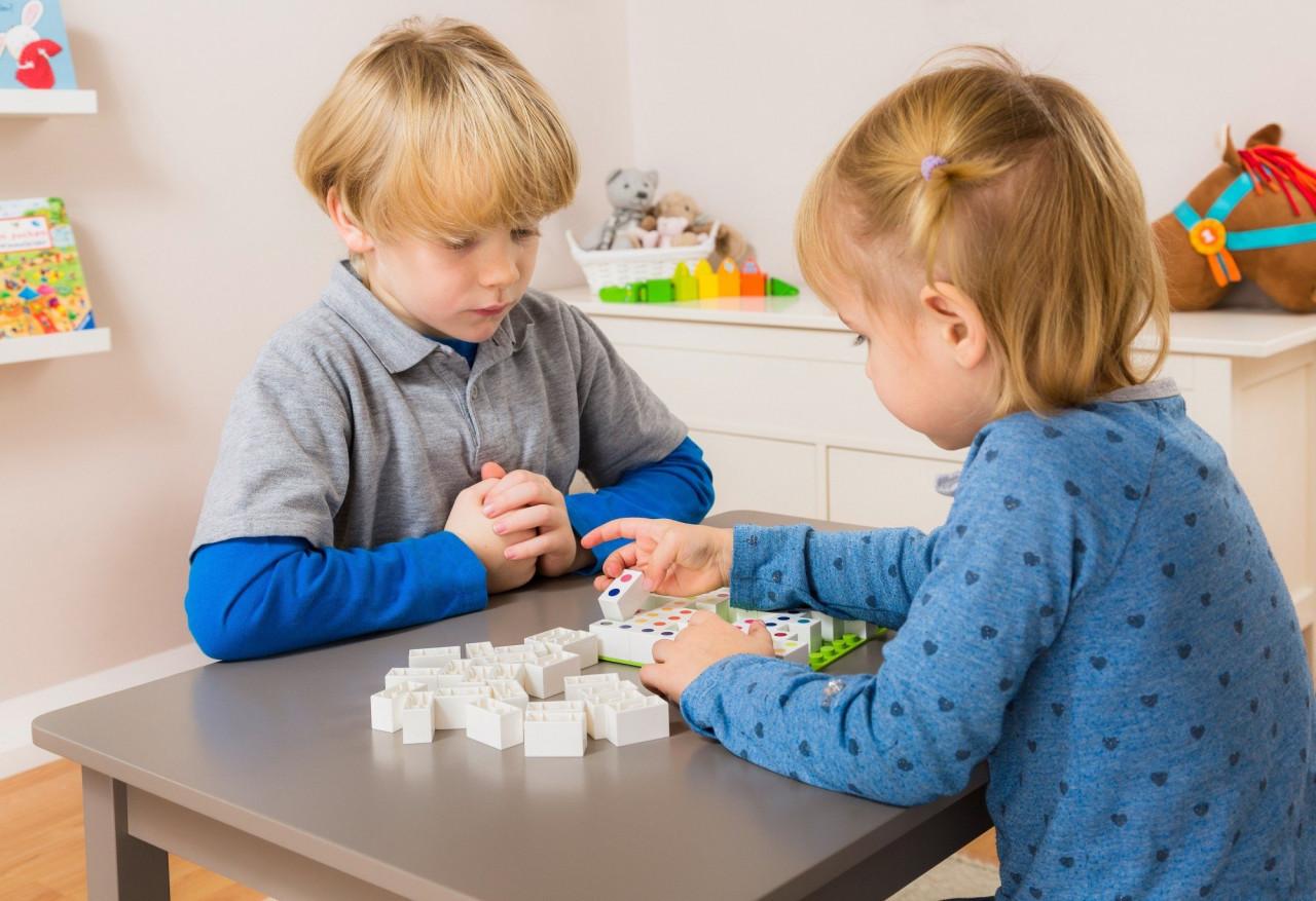 HUBELiNO  Hubelino Knobelspiel - Game Set 