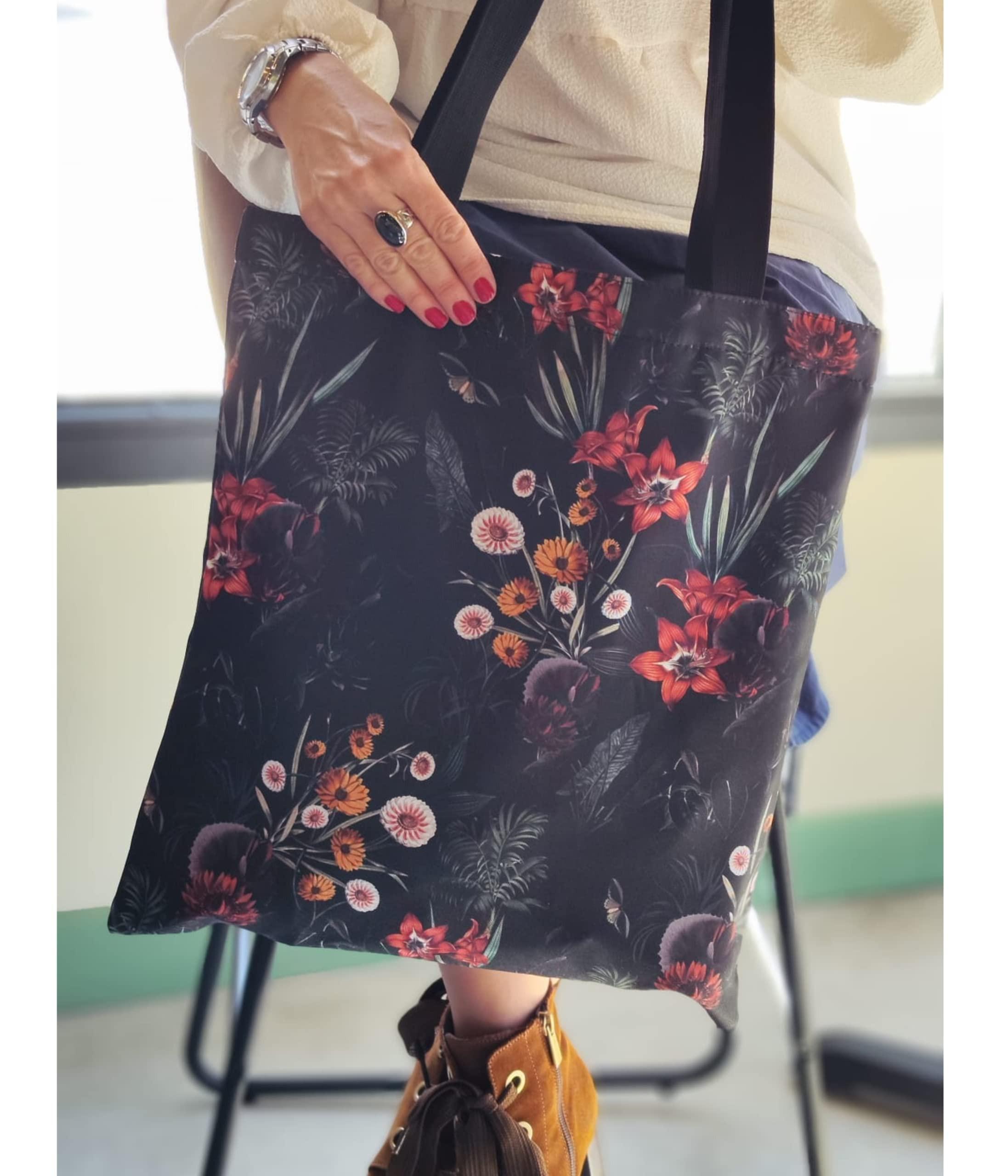 Only-bags.store Ästhetische Tragetasche mit Reissverschluss Bedruckter Jutebeutel  