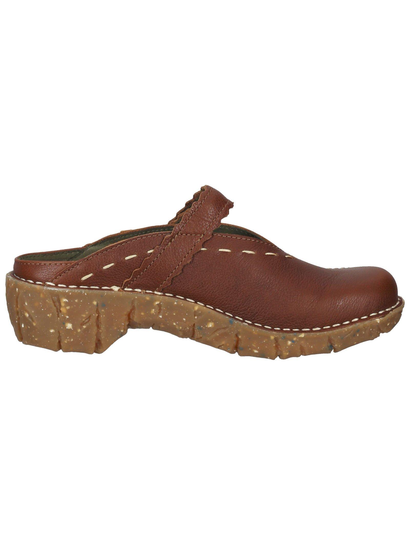 El Naturalista  Clogs 