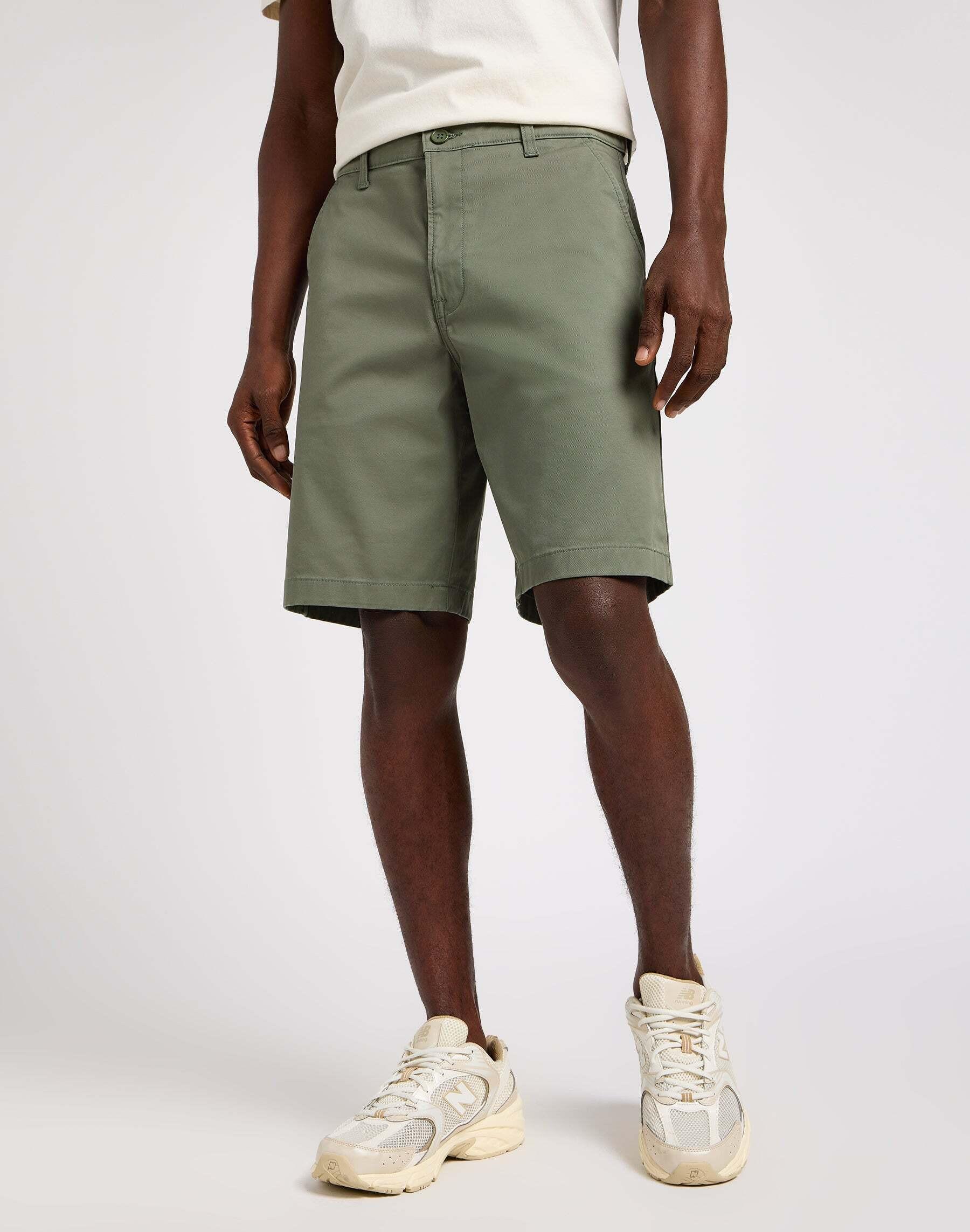 Image of Chino Shorts Relaxed Chino Short Herren Grün W31