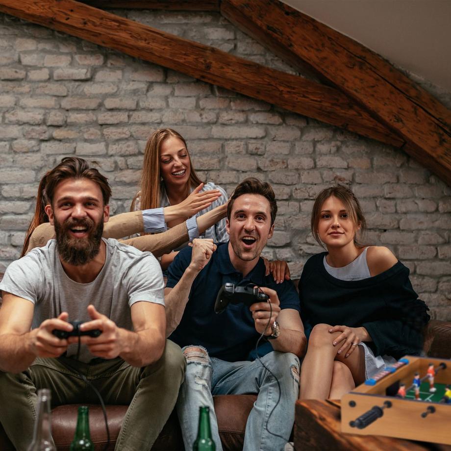 B2X  Tischfußballspiel 