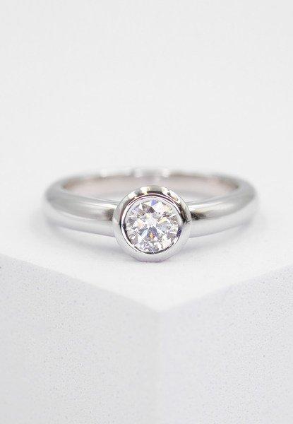 MUAU Schmuck  Bague Solitaire Diamant 0.40ct. or blanc 750 