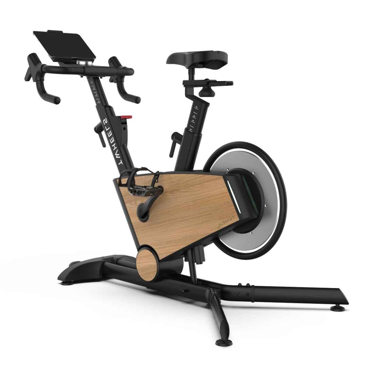 TWHEELS  Indoor Spinning Bike aus Eichenholz 